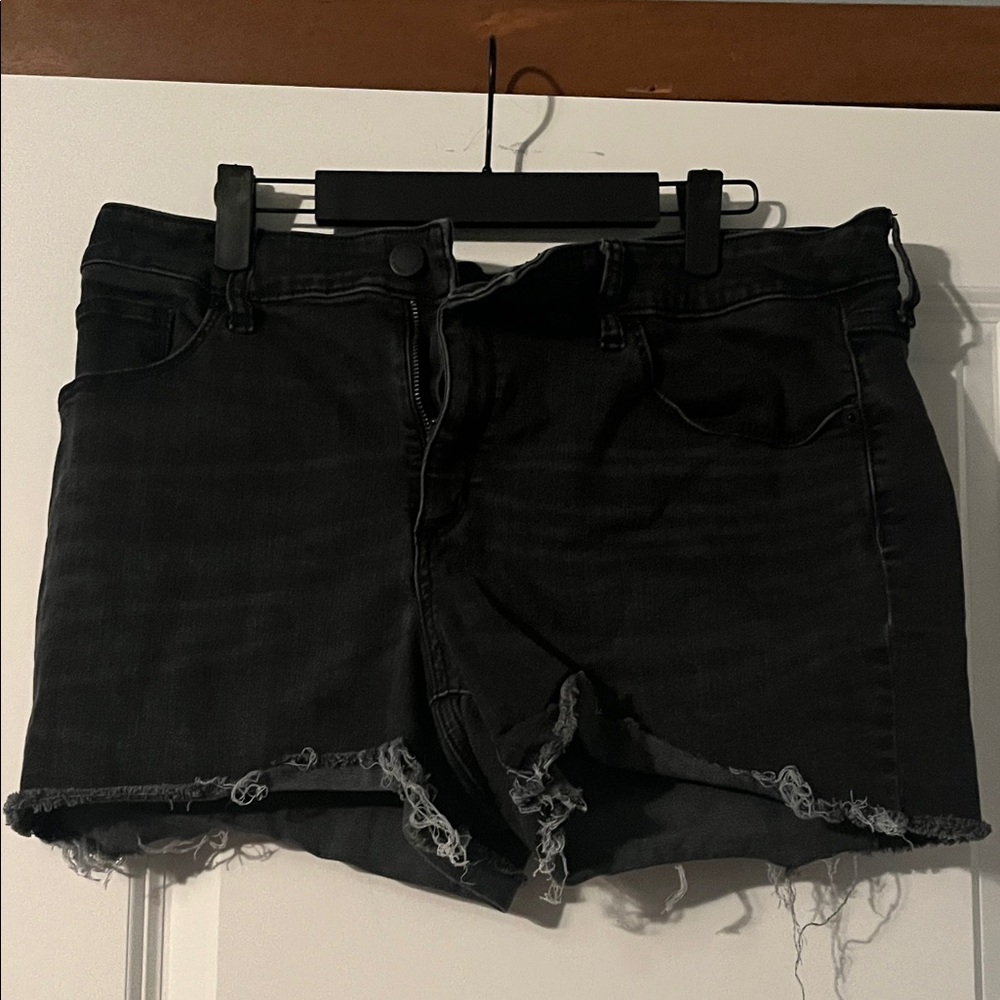Universal Thread Black Distressed Jean Shorts